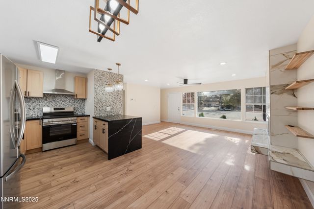 60 Rosetta Stone Court, Sparks, NV 89441