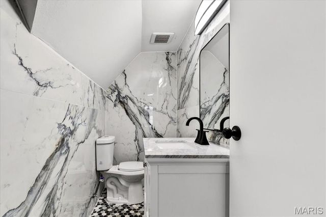 2639 Louis Avenue, St Louis, MO 63144