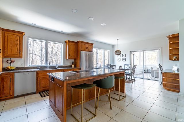 6306 W Hamilton Road, Fort Wayne, IN 46814