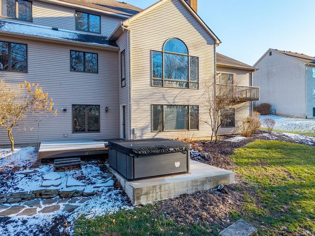 6306 W Hamilton Road, Fort Wayne, IN 46814