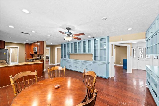 19989 Cronese Lane, Apple Valley, CA 92308