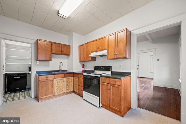 1026 HARES HILL RD, Phoenixville, PA 19460