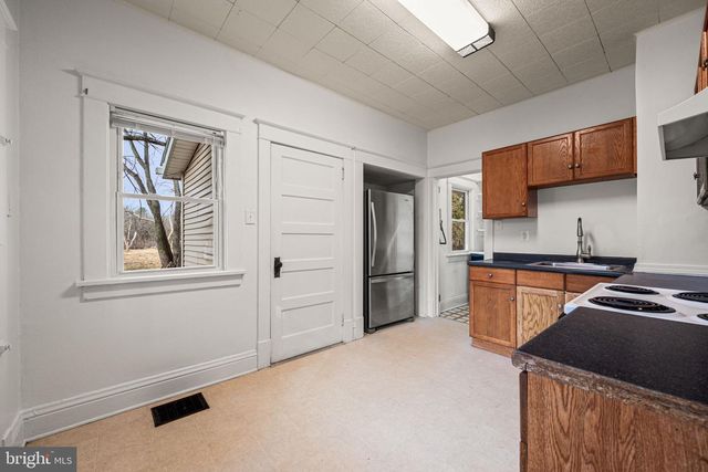 1026 HARES HILL RD, Phoenixville, PA 19460