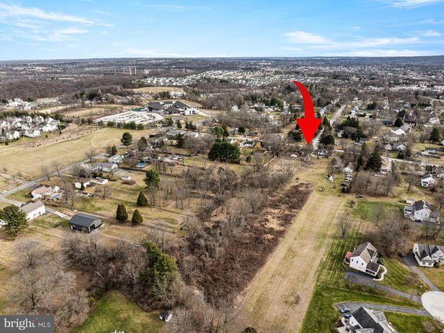 1026 HARES HILL RD, Phoenixville, PA 19460