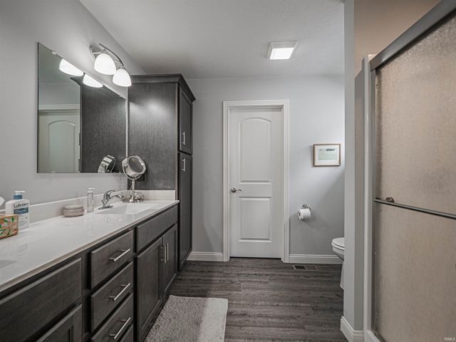 2209 Longway Court, Evansville, IN 47711