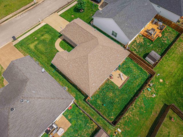 2209 Longway Court, Evansville, IN 47711