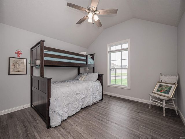 2209 Longway Court, Evansville, IN 47711