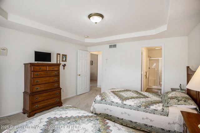 7635 Blue Spruce Lane, Lansing, MI 48917