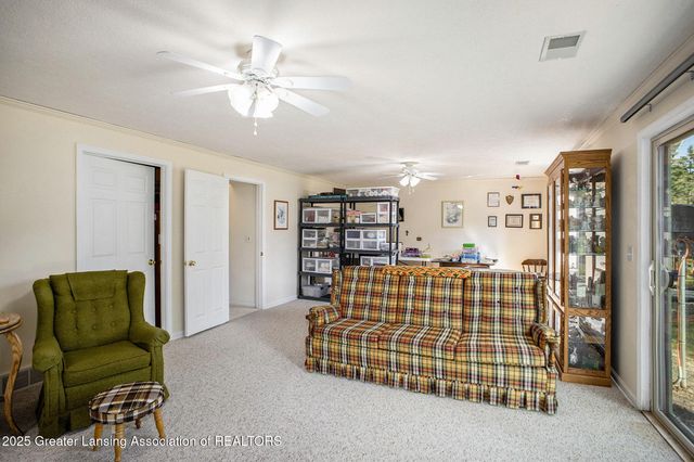 7635 Blue Spruce Lane, Lansing, MI 48917