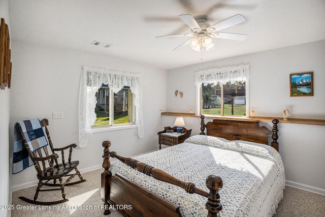 7635 Blue Spruce Lane, Lansing, MI 48917