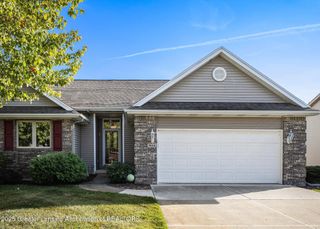 7635 Blue Spruce Lane, Lansing, MI 48917