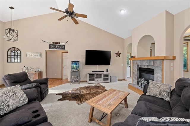 6 Leawood Place, Bella Vista, AR 72715