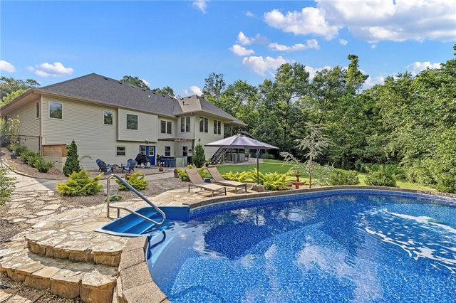 6 Leawood Place, Bella Vista, AR 72715