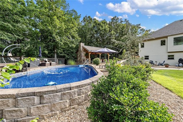 6 Leawood Place, Bella Vista, AR 72715