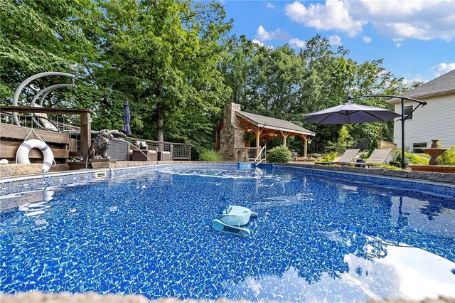 6 Leawood Place, Bella Vista, AR 72715