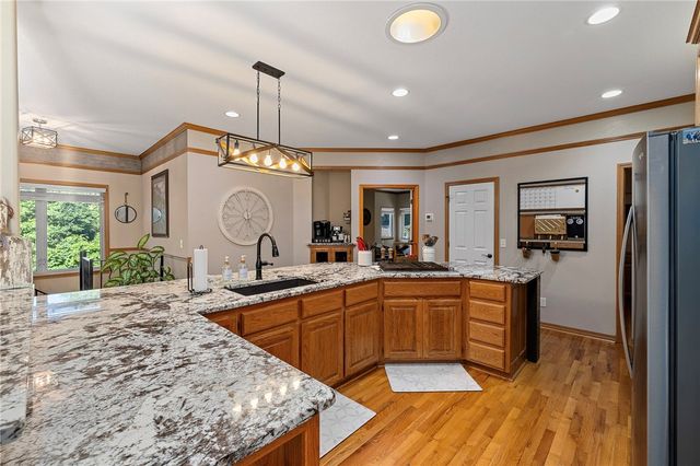 6 Leawood Place, Bella Vista, AR 72715