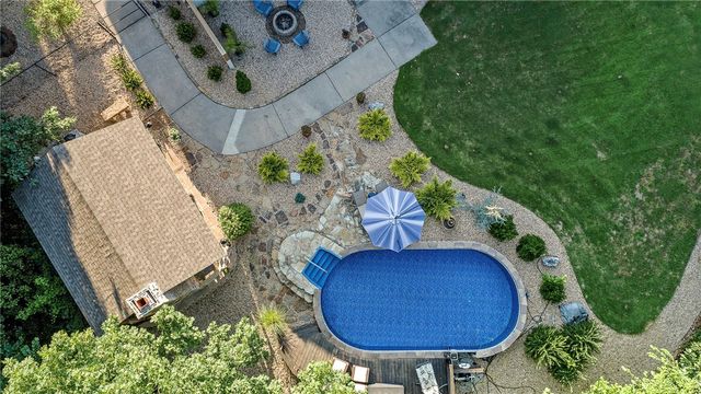 6 Leawood Place, Bella Vista, AR 72715