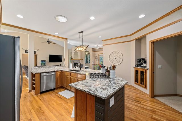 6 Leawood Place, Bella Vista, AR 72715