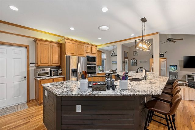 6 Leawood Place, Bella Vista, AR 72715