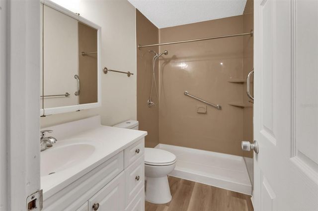 3 VILLA VILLAR COURT 30, Deland, FL 32724