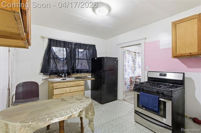 5056 Charles Street, Detroit, MI 48212