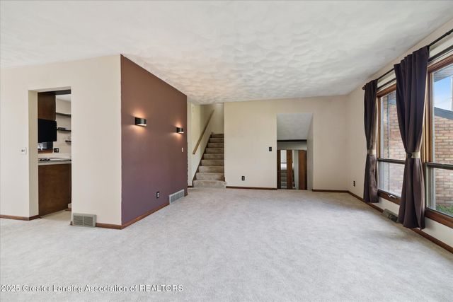 3701 Starlight Lane, Lansing, MI 48911