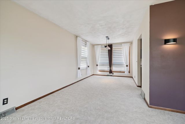 3701 Starlight Lane, Lansing, MI 48911