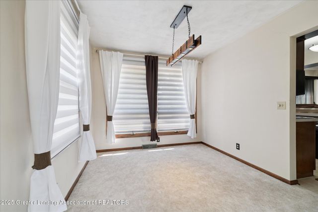 3701 Starlight Lane, Lansing, MI 48911