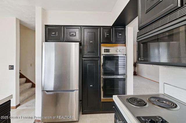 3701 Starlight Lane, Lansing, MI 48911