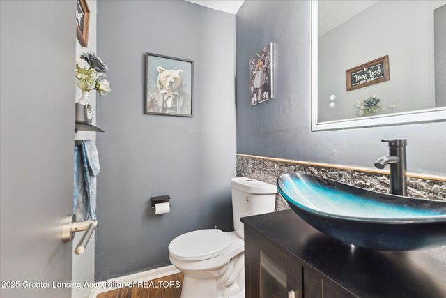 3701 Starlight Lane, Lansing, MI 48911