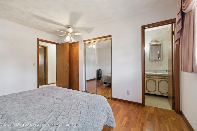 3701 Starlight Lane, Lansing, MI 48911