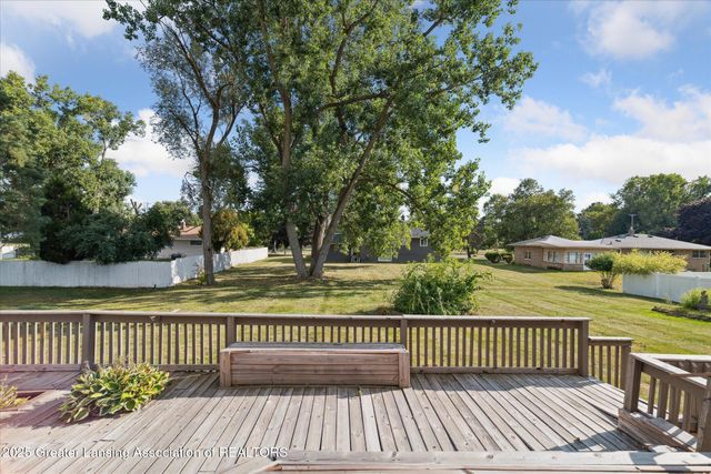 3701 Starlight Lane, Lansing, MI 48911