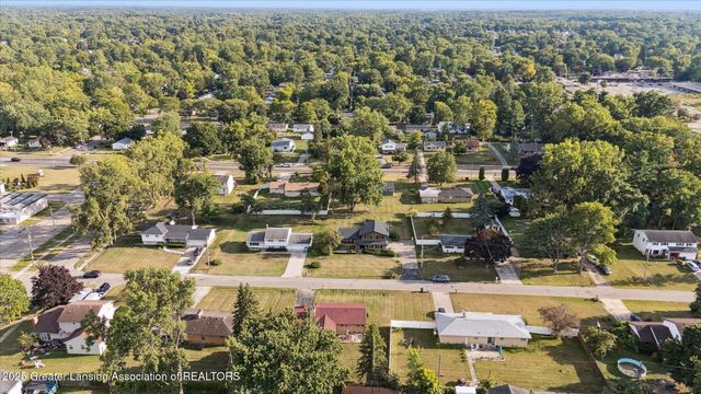 3701 Starlight Lane, Lansing, MI 48911