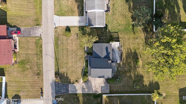 3701 Starlight Lane, Lansing, MI 48911