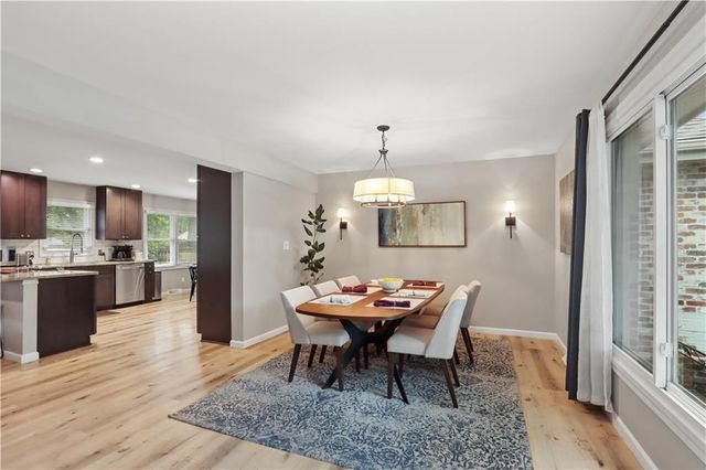 5313 Nieman Road W, Shawnee, KS 66203