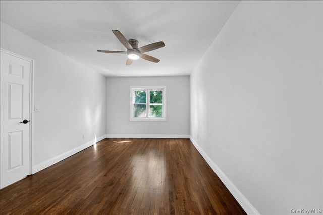 1052 E 227th Street, Bronx, NY 10466