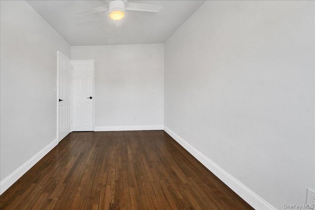 1052 E 227th Street, Bronx, NY 10466