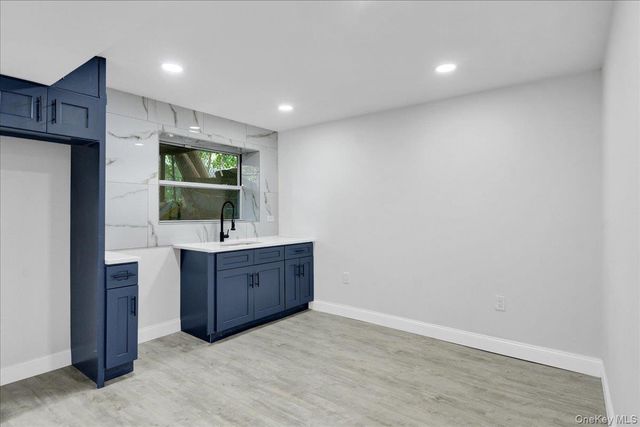 1052 E 227th Street, Bronx, NY 10466