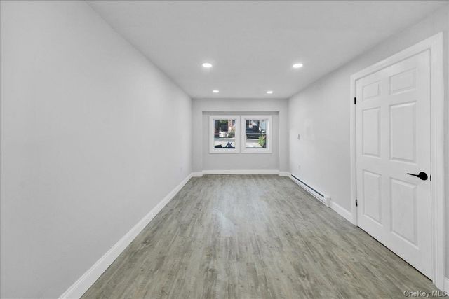 1052 E 227th Street, Bronx, NY 10466