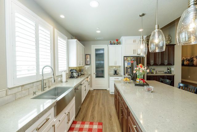 4486 Weir Ave, Livingston, CA 95334