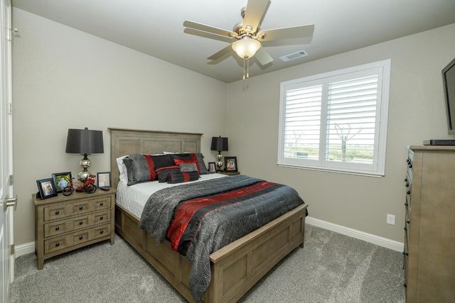 4486 Weir Ave, Livingston, CA 95334