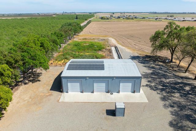 4486 Weir Ave, Livingston, CA 95334