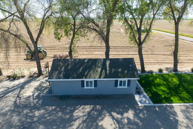 4486 Weir Ave, Livingston, CA 95334