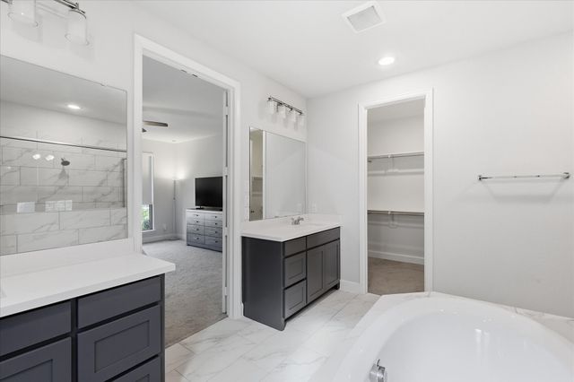 8521 Western, The Colony, TX 75056