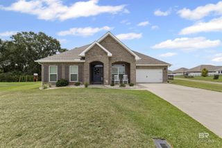10994 Winning Colors Trail, Daphne, AL 36526