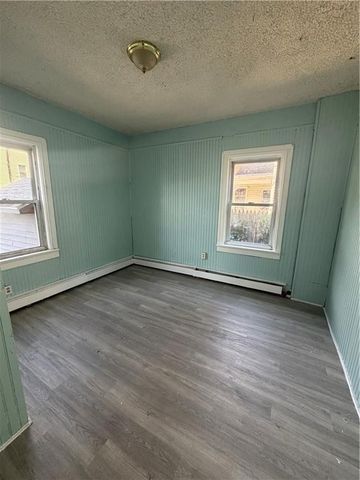 10 La Vaughn Street, Providence, RI 02909
