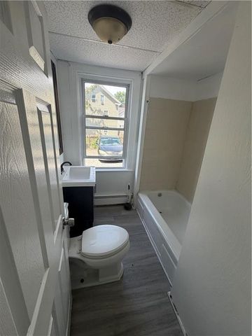 10 La Vaughn Street, Providence, RI 02909