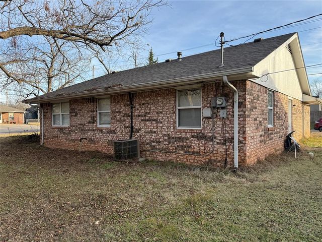 508 E Wallace Street, Shawnee, OK 74801