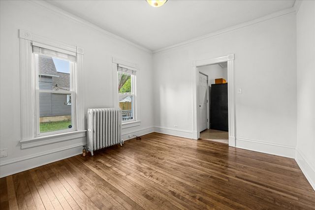 311 Orange Street, Elgin, IL 60123