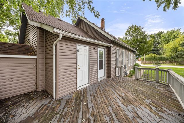 311 Orange Street, Elgin, IL 60123